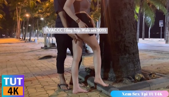 Vợ nứng lồn và màn Public Sex tại Nha Trang